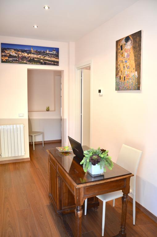 Florence Stadium B&B Екстер'єр фото